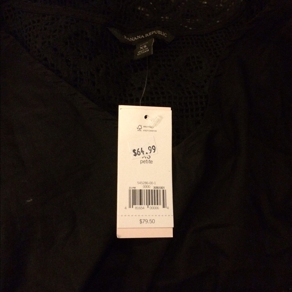 New - BR embroidered top in black - Picture 4 of 4